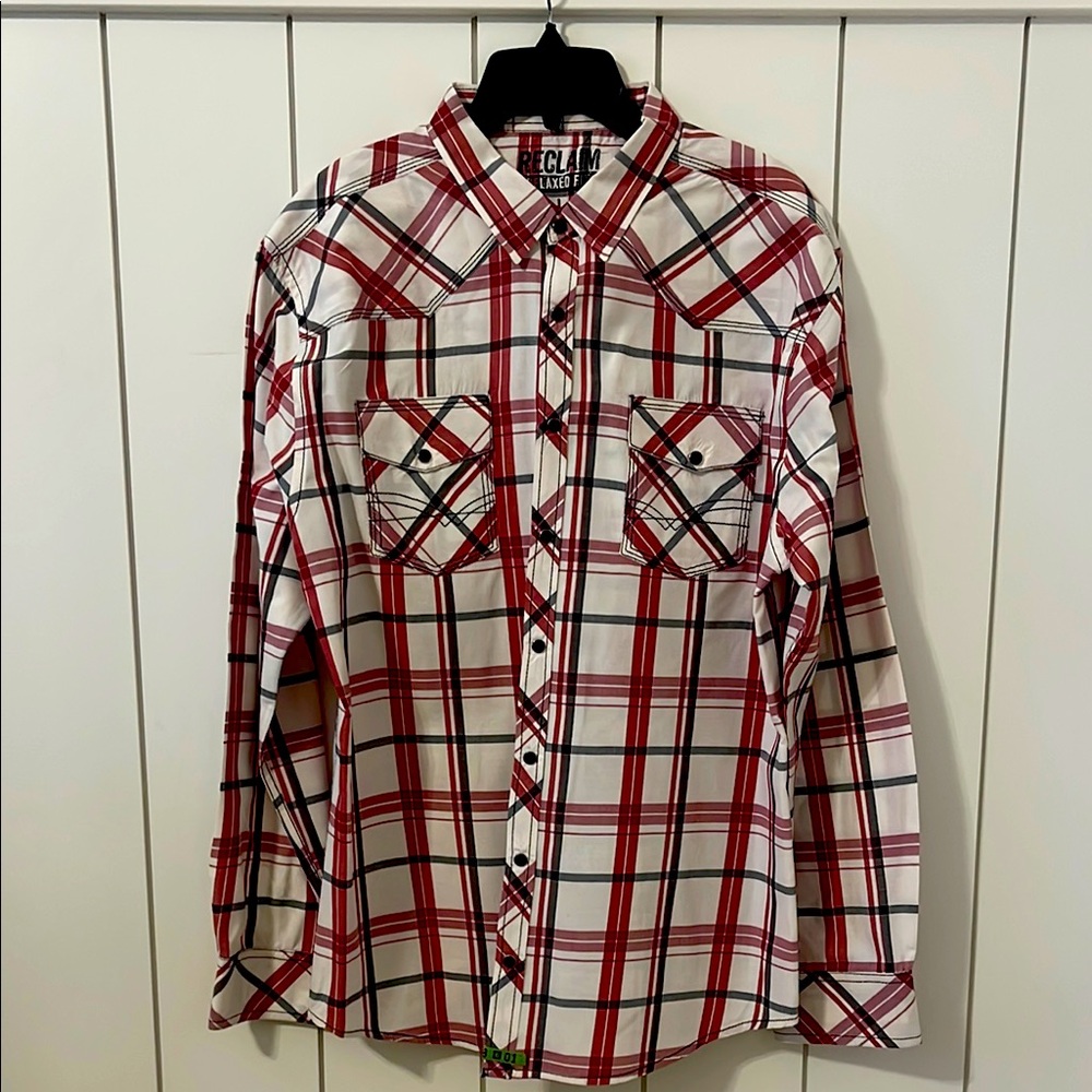 Men’s Shirt. Men’s Western Shirt. Reclaimed. Large. Red. Pearl snap. Like new.